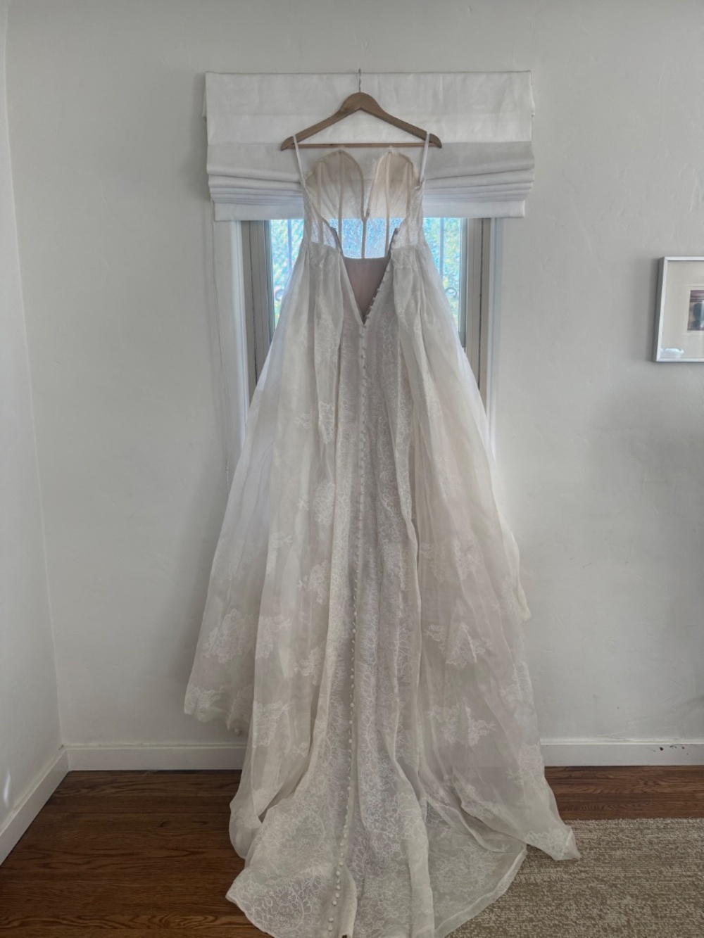 Wedding Dress - Picture 13 of 15